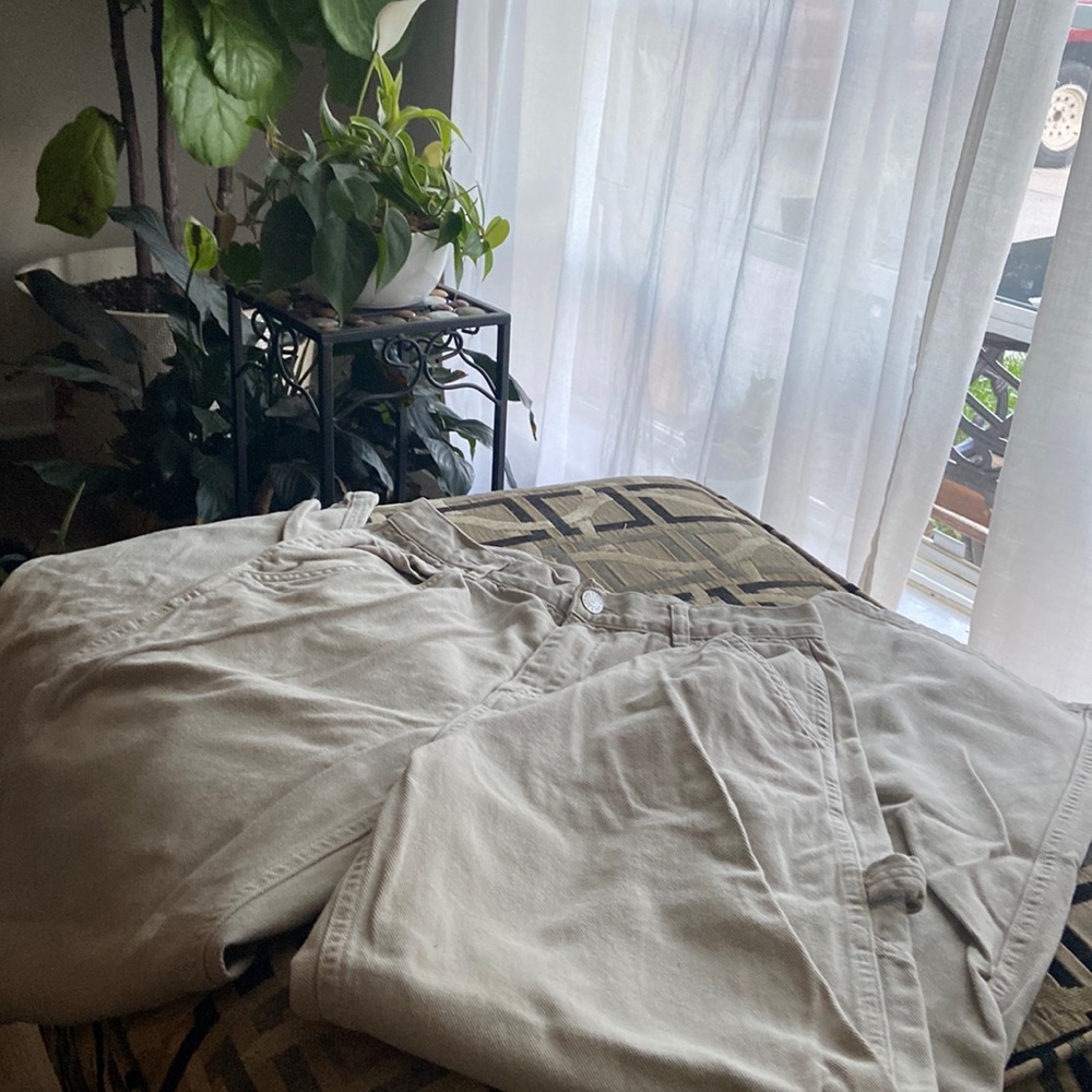 BEIGE CARGO PANTS SIZE small